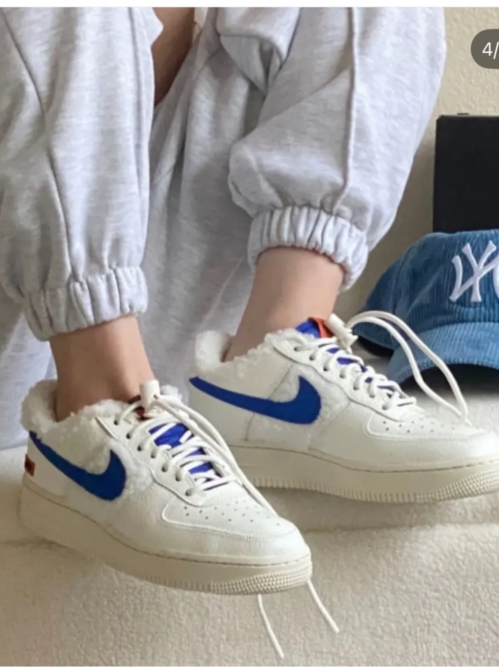 Nike Air for 1’07 low Sherpa fleece women size 8 Cream Sneakers with Blue